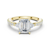 Gold Ring, Emerald center stone, Yellow Gold