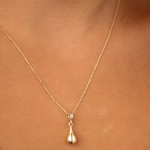 Handmade teardrop urn pendant in 14K solid gold – discreet ash holder necklace for remembrance or gifting
