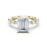 Gold Ring, Emerald center stone, Yellow Gold