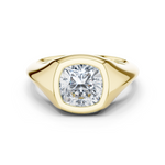 Gold Jewelry L36-4, Cushion center stone, Yellow Gold